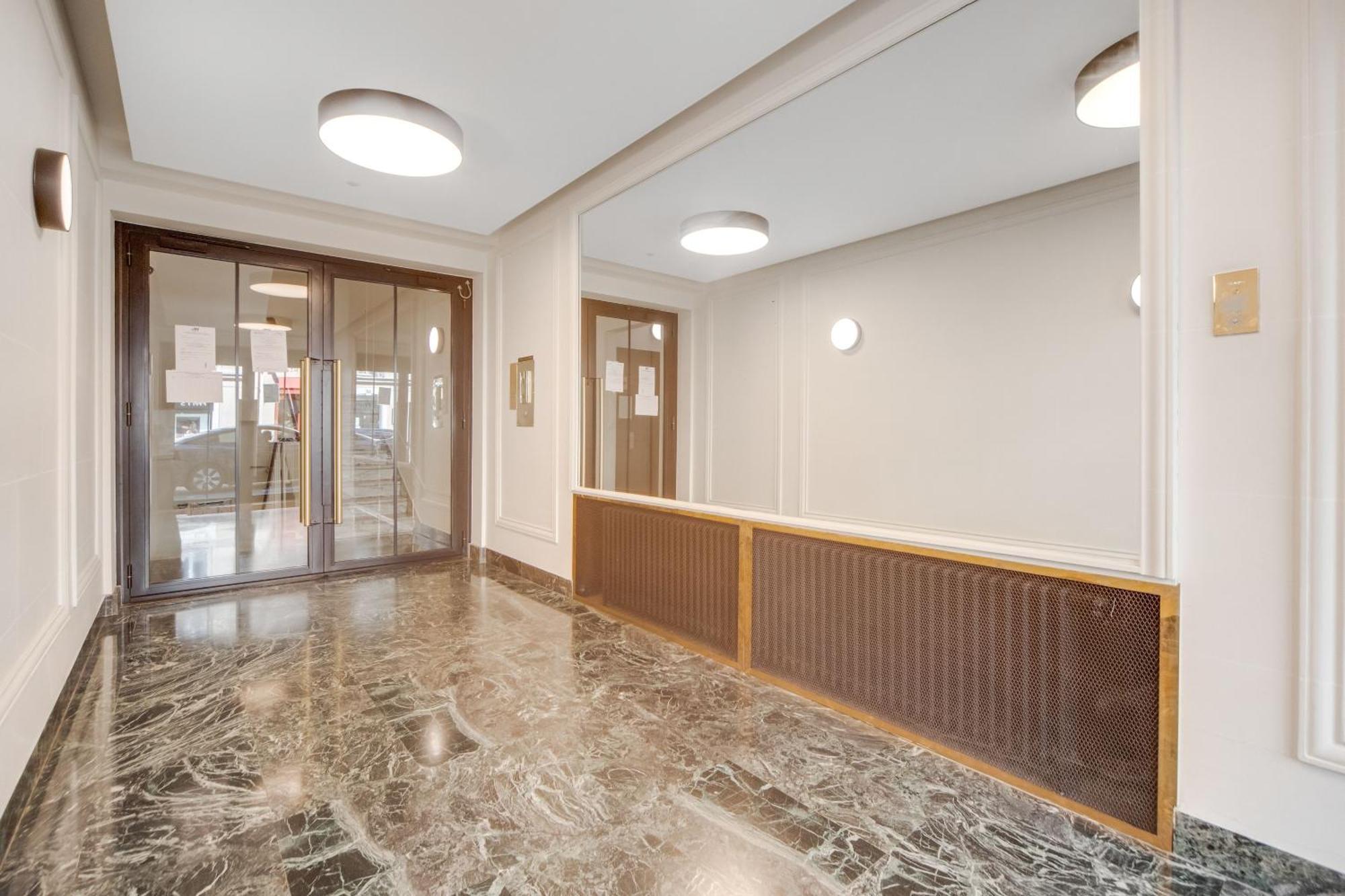 Triangle D Or Champs Elysees Apartment